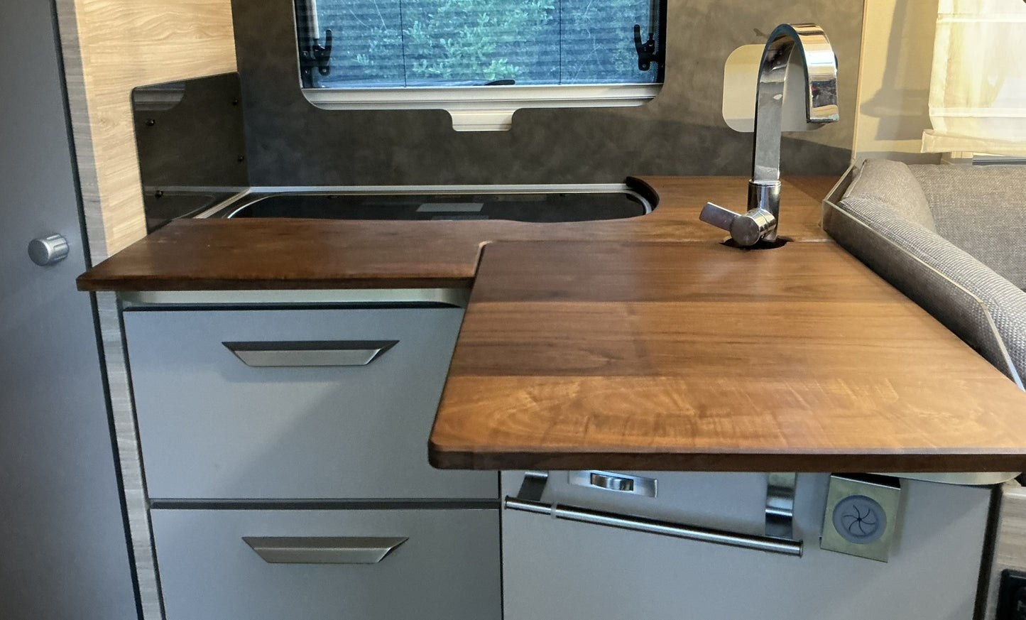 Mobilhome keukenblad – Massief IPE hout